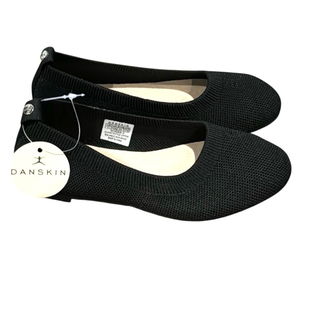 New authentic Danskin super comfy flex flats sz 11 girls display